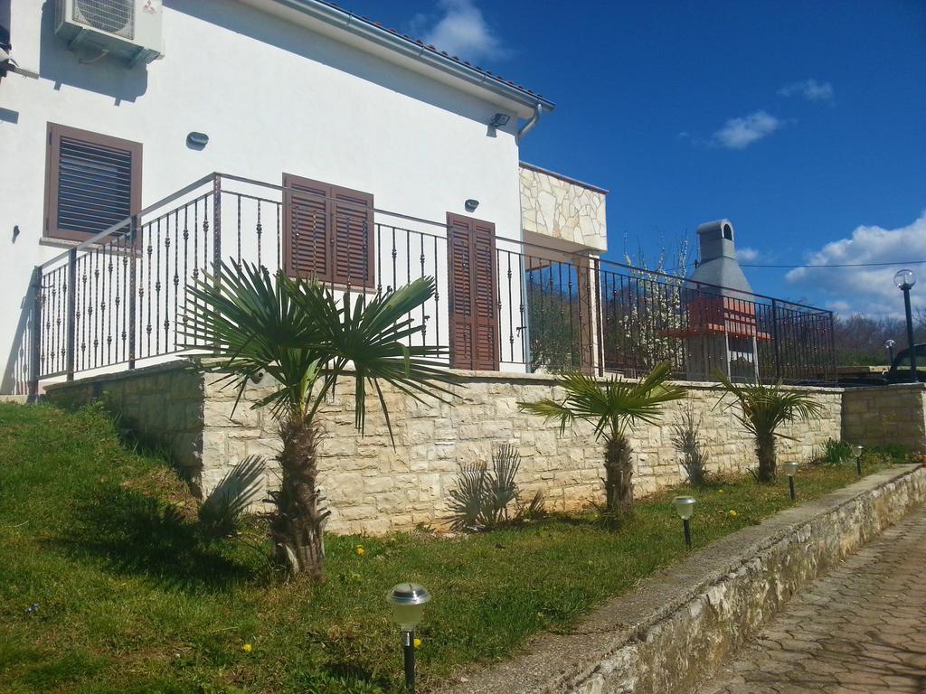 Villa Lara Karojba Værelse billede